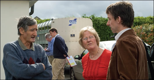John Hearne chats with Francis and Margaret Murray as Harte and Kenny continue with the energy survey